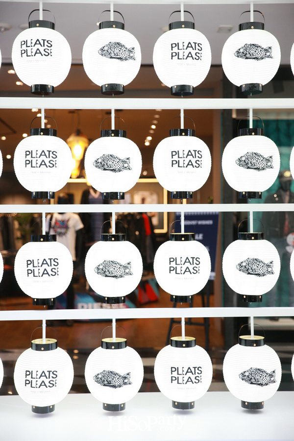 PLEATS PLEASE ISSEY MIYAKE 10th Anniversary