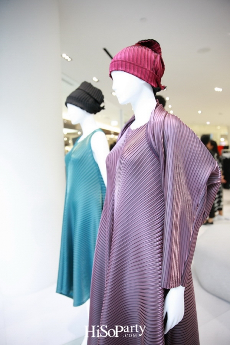 PLEATS PLEASE ISSEY MIYAKE 10th Anniversary