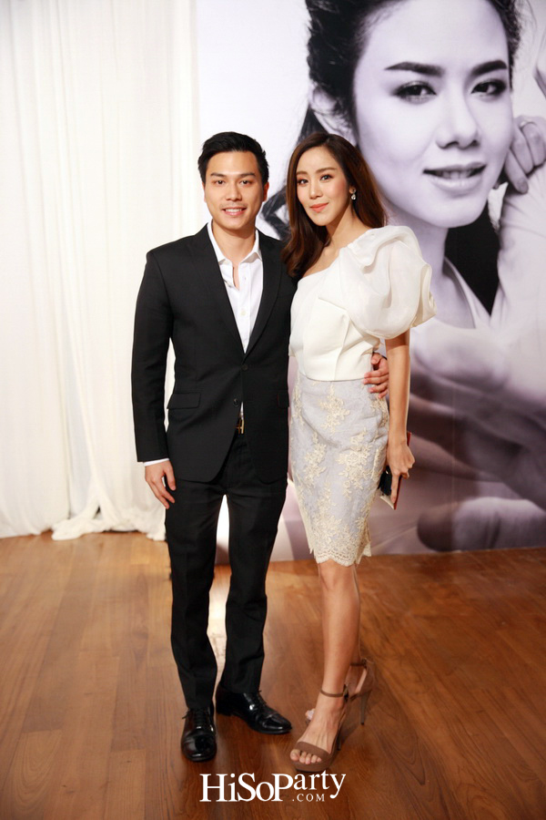 งานฉลองมงคลสมรสสุดอลังการระหว่าง แพรพรรณ ธรรมวัฒนะ และ กรมิษฐ์ ธนิสรธเนศ 