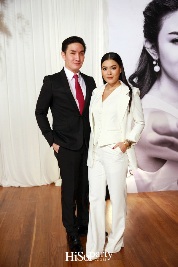 งานฉลองมงคลสมรสสุดอลังการระหว่าง แพรพรรณ ธรรมวัฒนะ และ กรมิษฐ์ ธนิสรธเนศ 