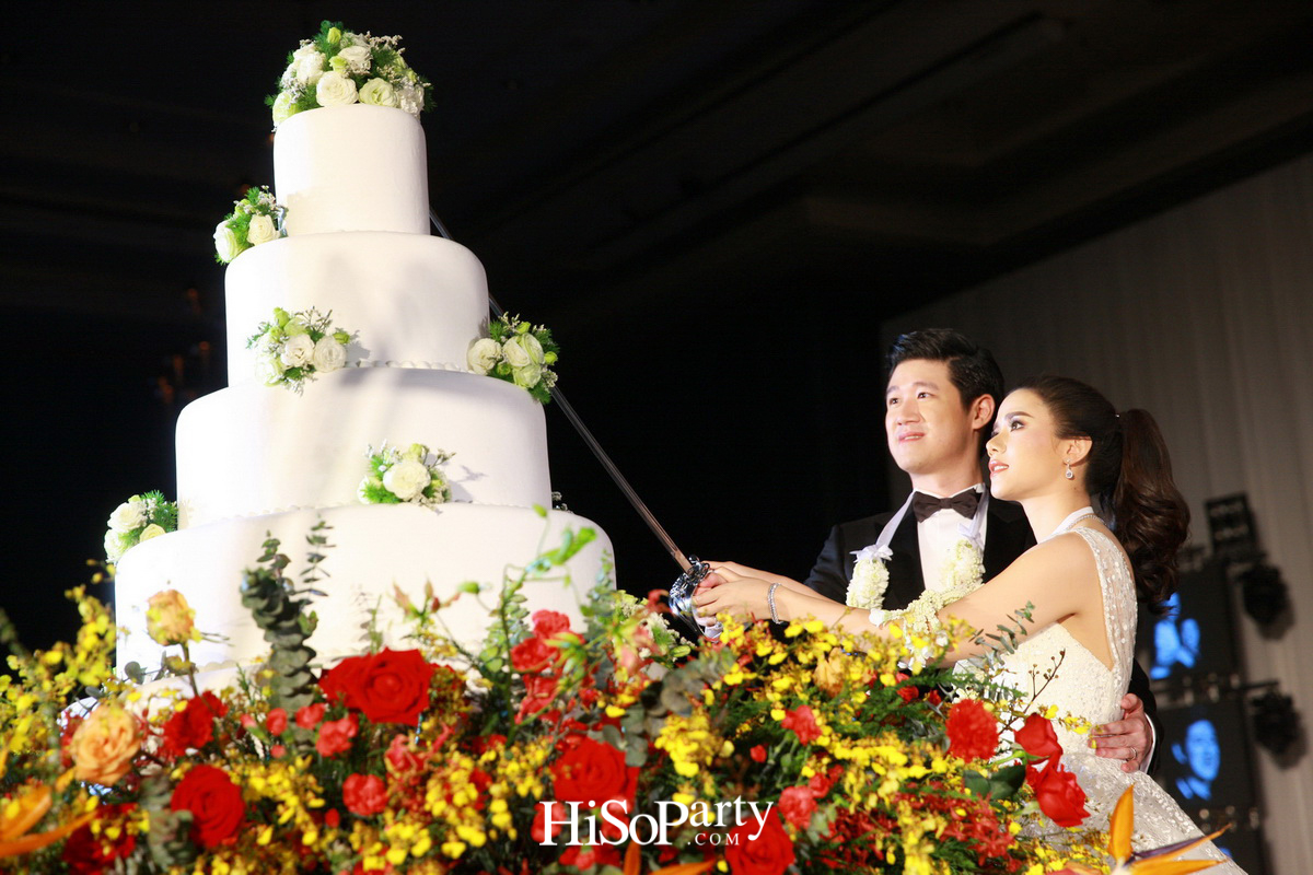 งานฉลองมงคลสมรสสุดอลังการระหว่าง แพรพรรณ ธรรมวัฒนะ และ กรมิษฐ์ ธนิสรธเนศ 