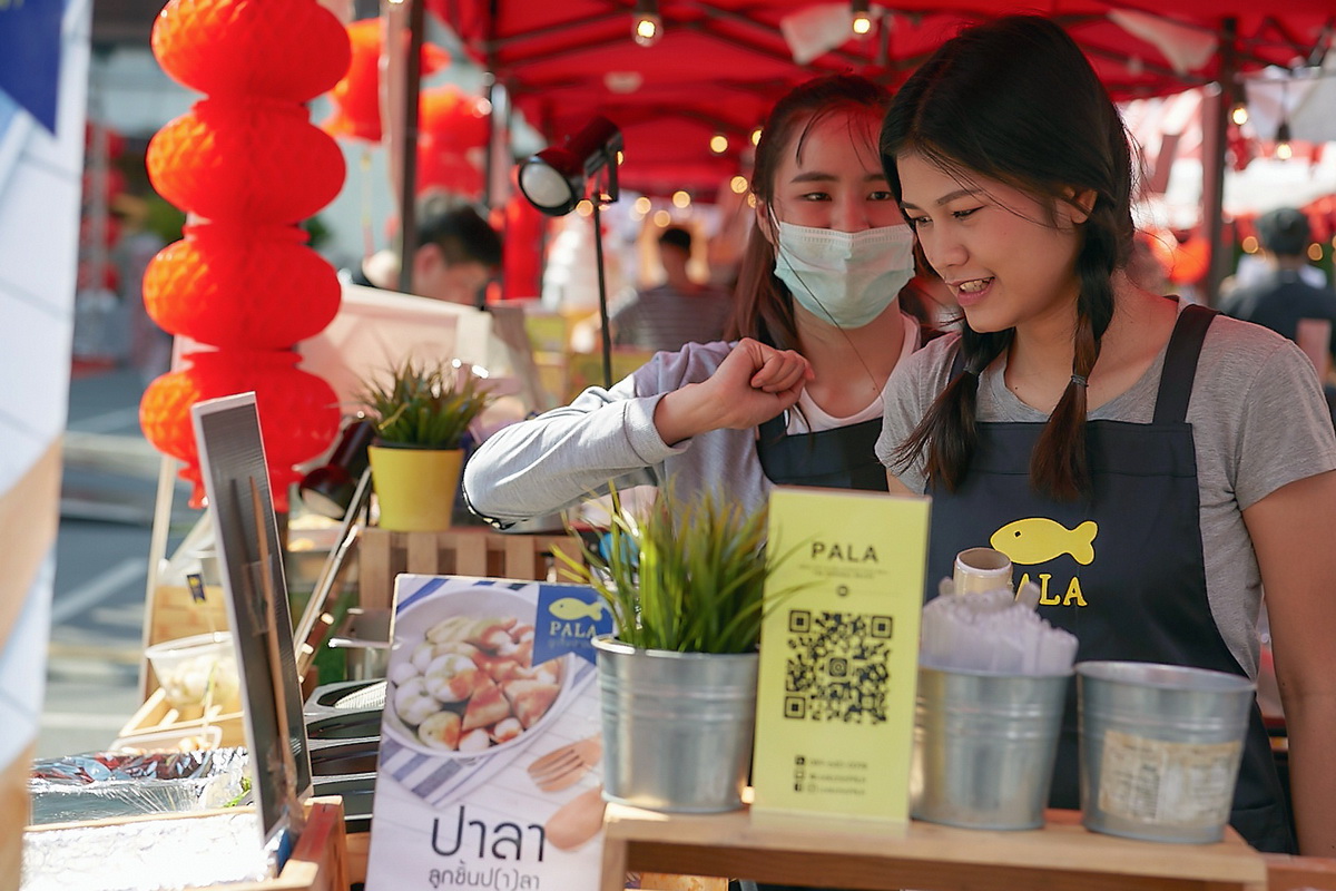 ปักหมุด! ชิม ช้อป ชม เสริมมงคล เฮงรับตรุษจีน ในงาน ‘Central Chinese New Year 2018’