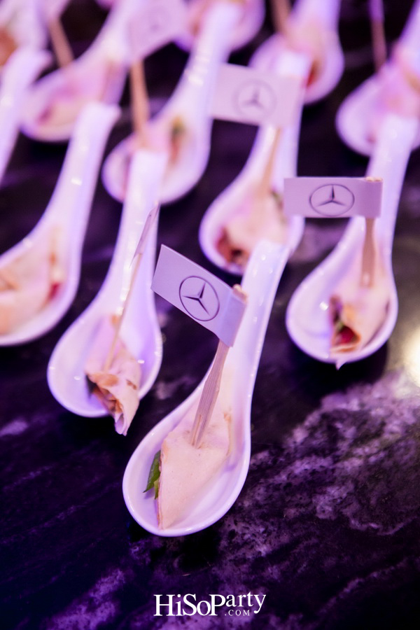 เมอร์เซเดส – เบนซ์ ‘#GrowupLikeThis’