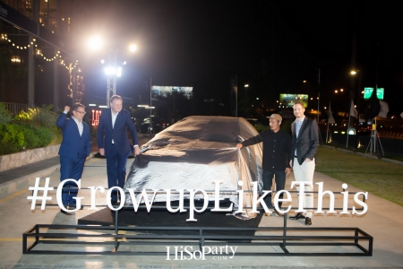 เมอร์เซเดส – เบนซ์ ‘#GrowupLikeThis’