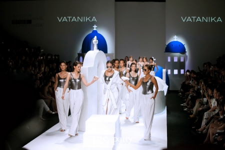 Bangkok International Fashion Week 2018 : VATANIKA Presented by Citi