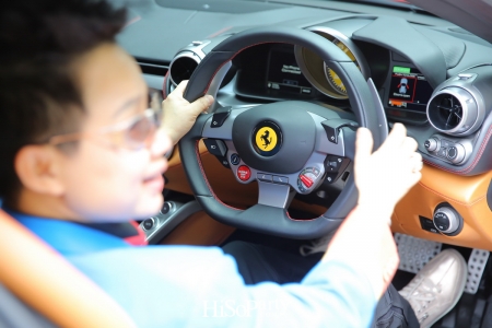 Ferrari GTC4Lusso T Exclusive Test Drive