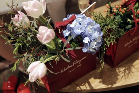 เฟอร์รากาโมต้อนรับฤดูกาลใบไม้ผลิ ปี 2018 ด้วยแคมเปญ #FlowerInvasion อีเวนท์สุดพิเศษ ภายในบูติค ศูนย์การค้า ดิ เอ็มโพเรียม