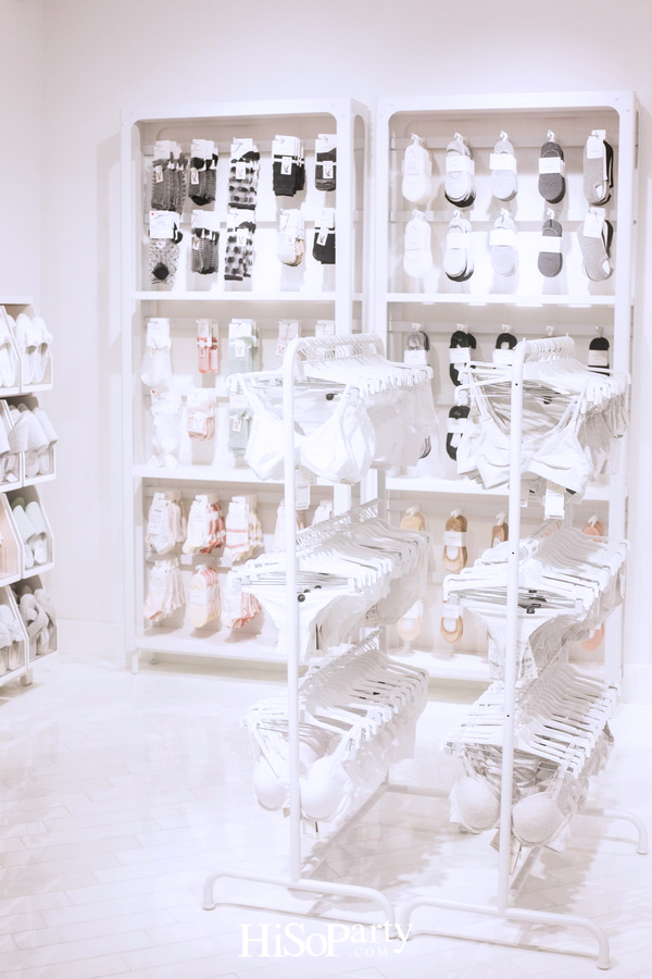 OYSHO The First Flagship Store in Thailand