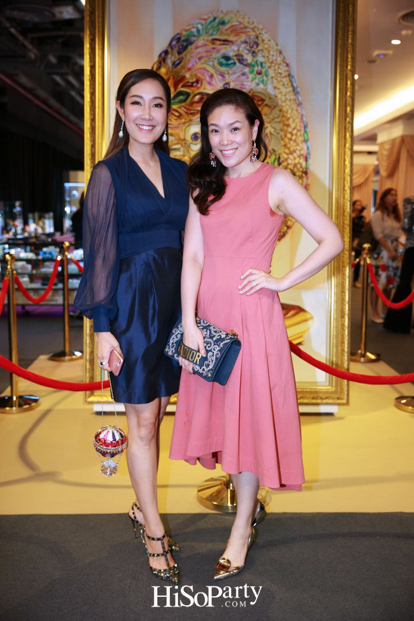 Diamond in the Wonderland Secret Garden