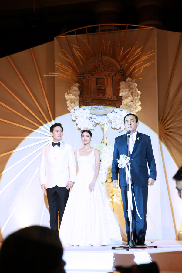 งานวิวาห์สุดชื่นมื่นระหว่าง ‘แพรดาว พานิชสมัย’ และ ‘แดน เหตระกูล’