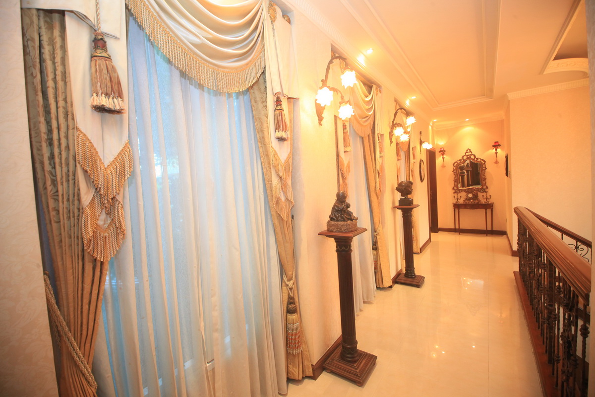 งานฉลองวันผู้ให้กำเนิด 'ชูชัย ชัยฤทธิเลิศ' ชวนเหล่าเซเลบริตี้ร่วมทำบุญให้กับศูนย์โรคหัวใจ โรงพยาบาลสมุทรสาคร