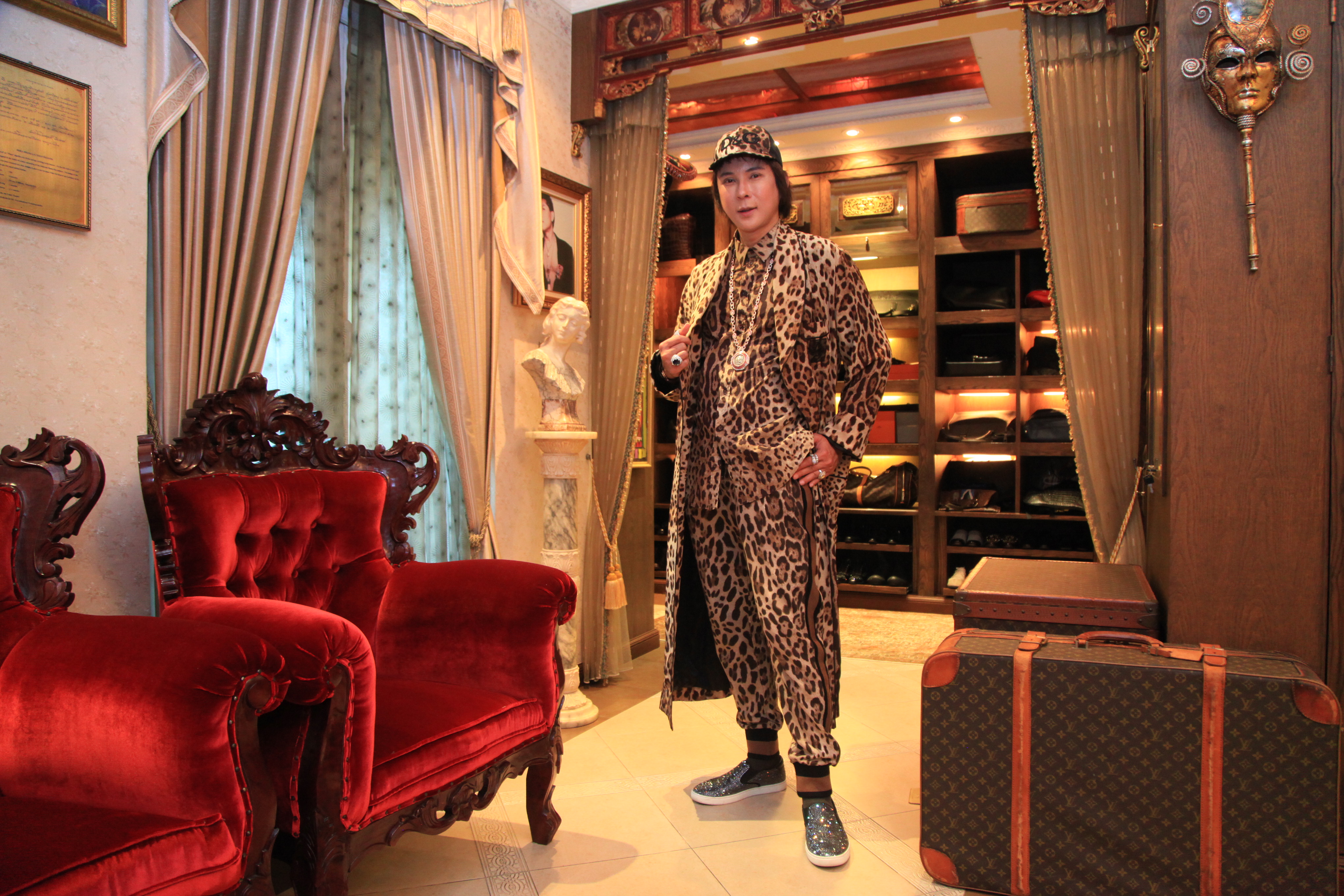 งานฉลองวันผู้ให้กำเนิด 'ชูชัย ชัยฤทธิเลิศ' ชวนเหล่าเซเลบริตี้ร่วมทำบุญให้กับศูนย์โรคหัวใจ โรงพยาบาลสมุทรสาคร