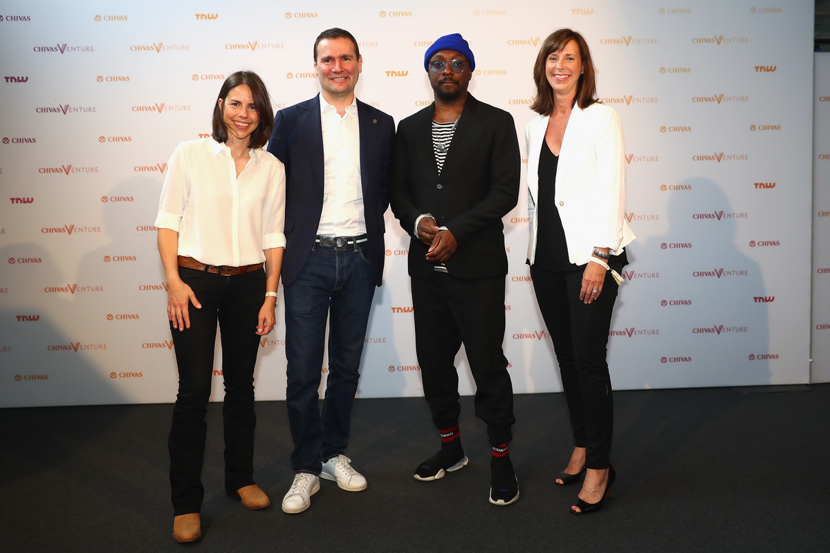 CHANGE PLEASE สตาร์ทอัพจากกรุงลอนดอน  คว้ารางวัลชนะเลิศ CHIVAS VENTURE 2018