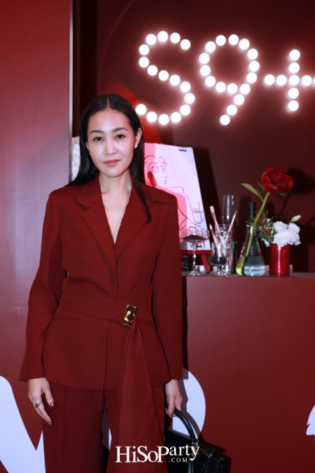 Samsung X Vogue Present Burgundy Red Lounge in Partnership with Absolute Siam