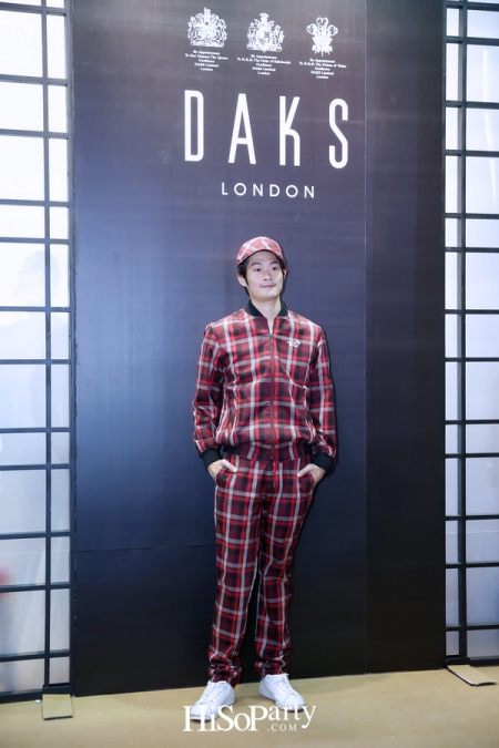 DAKS LONDON: Dachshund Collection