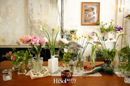 Vickteerut Pre-Fall 2018 Flower Arrangement  Presented by BMW Thailand