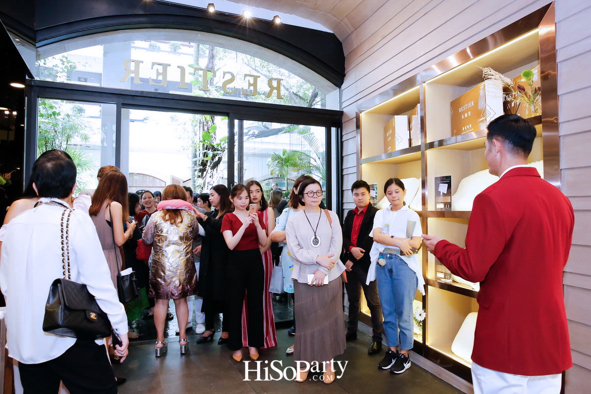 เรสเทียร์ แบรนด์เครื่องนอนระดับโลก รังสรรค์เอ็กซ์พีเรียนซ์สโตร์ ณ โรงแรมอนันตรา สยาม กรุงเทพฯ