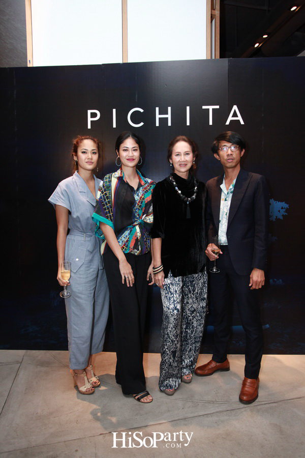 PICHITA Pre–Fall 2018 ‘Flows of Bangkok’