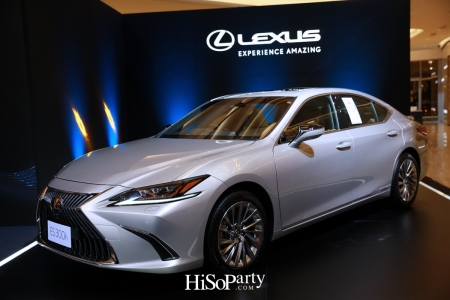 ‘LEXUS ES’ Executive Sedan 