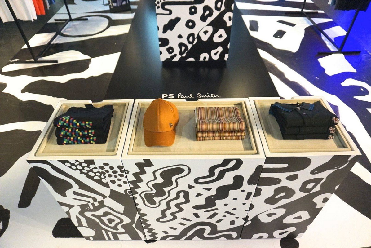 ‘PS Paul Smith Zebra Pop Up’ Paul Smith จับดีไซน์ซิกเนเจอร์มาไว้ในป๊อบอัพช็อปครั้งแรกที่สยามเซ็นเตอร์