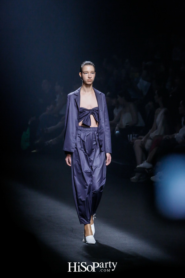 ELLE Fashion Week Fall/Winter 2018  Vickteerut ‘1001’