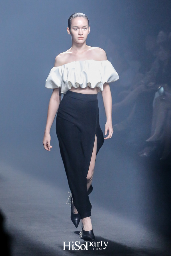 ELLE Fashion Week Fall/Winter 2018  Vickteerut ‘1001’