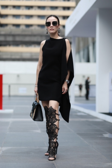 สวยสะกดทุกสายตากับแฟชั่นโชว์แบรนด์ ‘NICHA’ (ณิชชา) ในงาน ELLE FASHION WEEK 2018