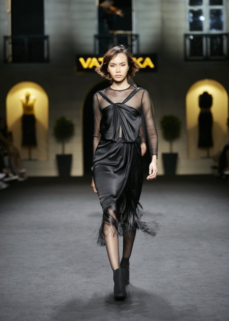 ELLE Fashion Week Fall/Winter 2018  VATANIKA Fall/Winter 2018