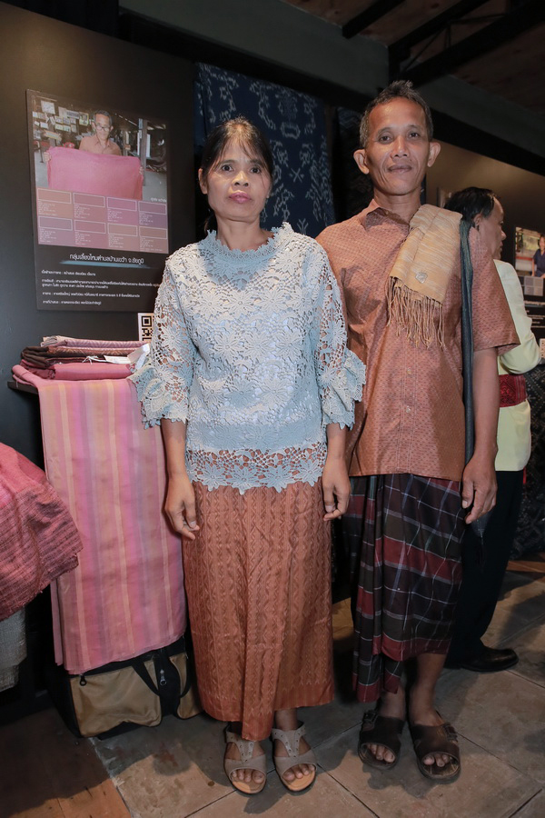 Color ID Labeling นิทรรศการผ้าไทยทอมือย้อมสีธรรมชาติอันแสนวิจิตรบรรจง ที่ถูกสร้างสรรค์ขึ้นในงานเปิดตัว ‘Color ID Labeling’
