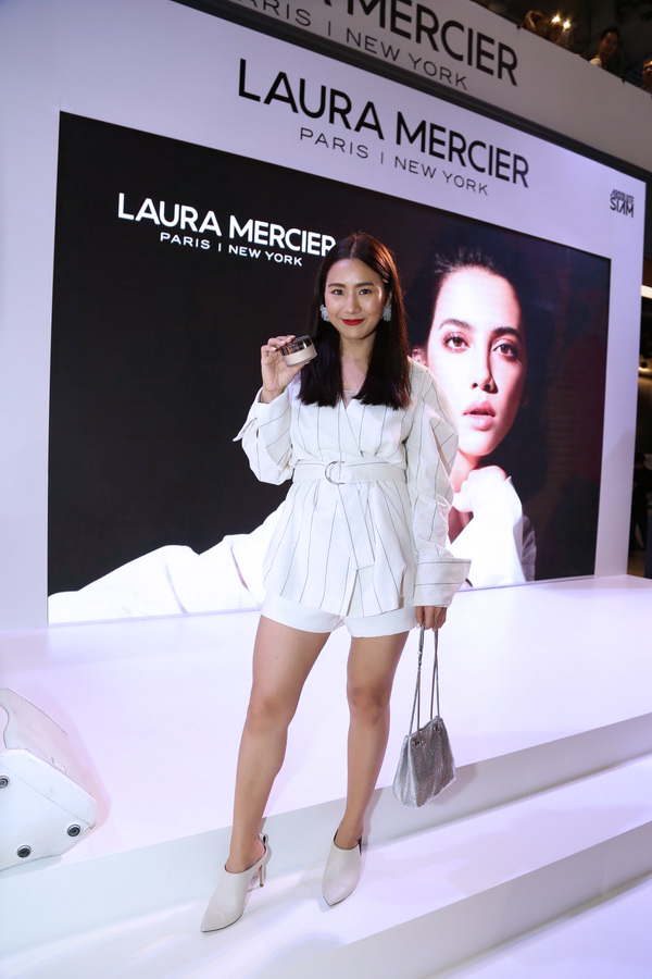 งานเปิดตัวผลิตภัณฑ์ ‘LAURA MERCIER Translucent Loose Setting Powder Glow’ 