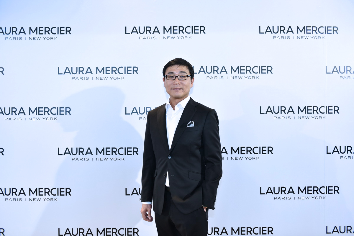 งานเปิดตัวผลิตภัณฑ์ ‘LAURA MERCIER Translucent Loose Setting Powder Glow’ 