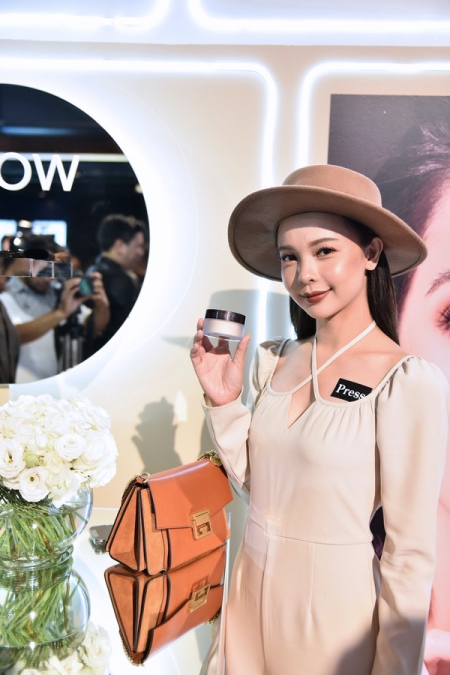 งานเปิดตัวผลิตภัณฑ์ ‘LAURA MERCIER Translucent Loose Setting Powder Glow’ 