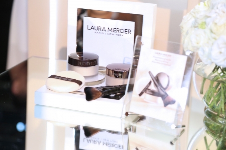 งานเปิดตัวผลิตภัณฑ์ ‘LAURA MERCIER Translucent Loose Setting Powder Glow’ 