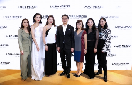 งานเปิดตัวผลิตภัณฑ์ ‘LAURA MERCIER Translucent Loose Setting Powder Glow’ 