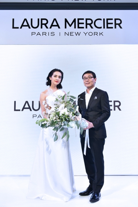 งานเปิดตัวผลิตภัณฑ์ ‘LAURA MERCIER Translucent Loose Setting Powder Glow’ 