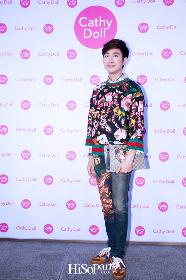 ‘เคที่ ดอลล์’ จัดงานเปิดตัวพรีเซ็นเตอร์คนใหม่ล่าสุดของผลิตภัณฑ์ ‘Cathy Doll Magic Dolly Face Two way Cake Powder’