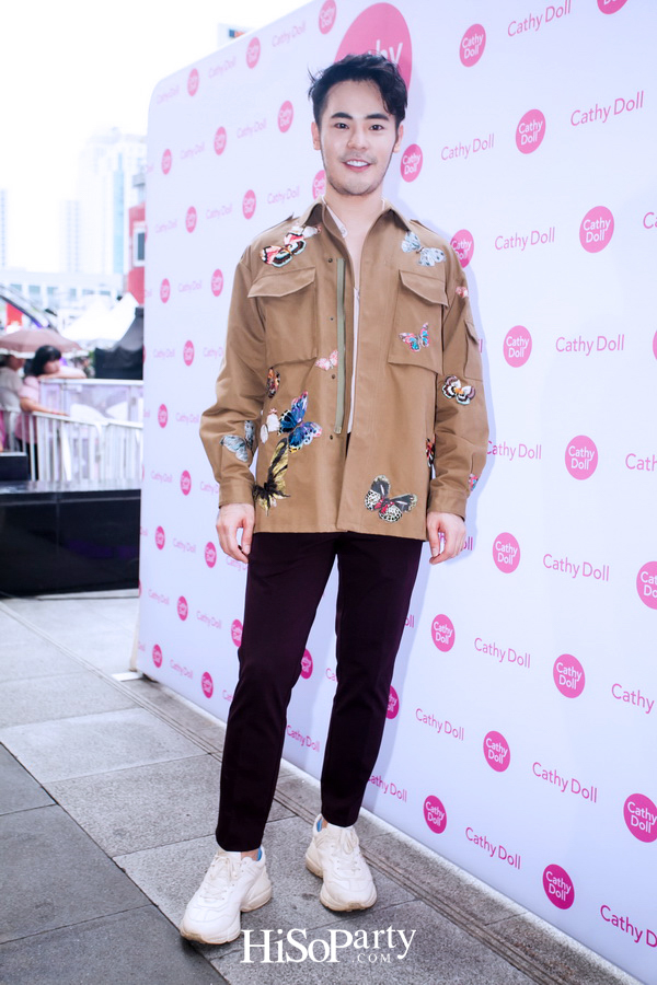 ‘เคที่ ดอลล์’ จัดงานเปิดตัวพรีเซ็นเตอร์คนใหม่ล่าสุดของผลิตภัณฑ์ ‘Cathy Doll Magic Dolly Face Two way Cake Powder’