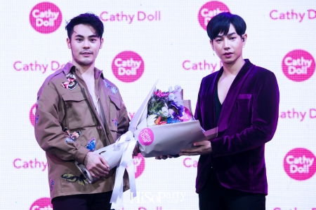 ‘เคที่ ดอลล์’ จัดงานเปิดตัวพรีเซ็นเตอร์คนใหม่ล่าสุดของผลิตภัณฑ์ ‘Cathy Doll Magic Dolly Face Two way Cake Powder’ 