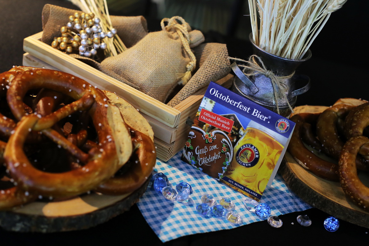 ‘ROLF BENZ’ แบรนด์เฟอร์นิเจอร์ระดับโลกสัญชาติเยอรมัน  จัดงานปาร์ตี้สุดพิเศษเฉลิมฉลองเทศกาล OKTOBERFEST