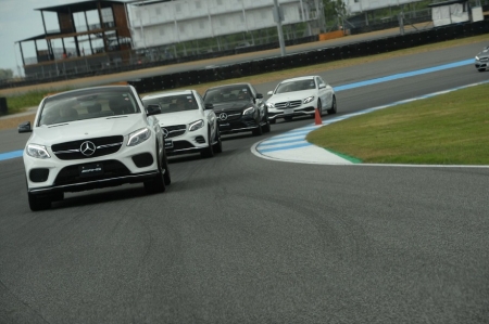 Mercedes-AMG Driving Experience กิจกรรมขับขี่ปลอดภัย โดย เบนซ์ ทีซีซี