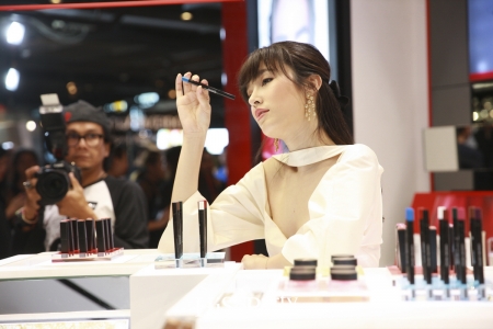 Discover The 1st Shiseido Free Standing Store