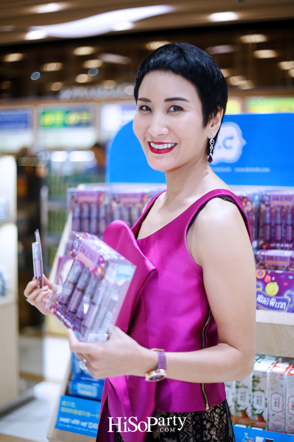 ด็อกเตอร์ซี เปิดตัวผลิตภัณฑ์ใหม่ ‘DR.C Mouth Spray Triphala Herbal’ ที่ คิง เพาเวอร์ รางน้ำ