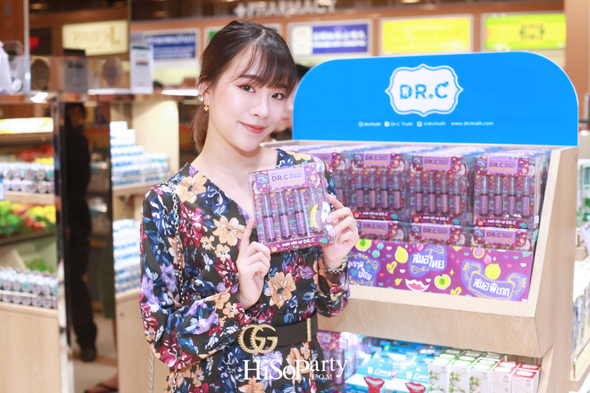 ด็อกเตอร์ซี เปิดตัวผลิตภัณฑ์ใหม่ ‘DR.C Mouth Spray Triphala Herbal’ ที่ คิง เพาเวอร์ รางน้ำ