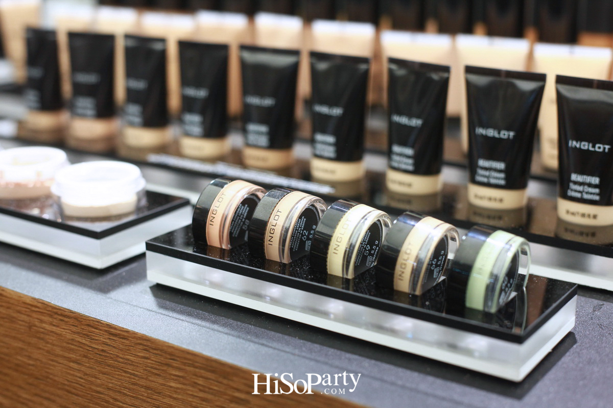 ‘INGLOT’ The First Counter @ CentralPlaza Ladprao