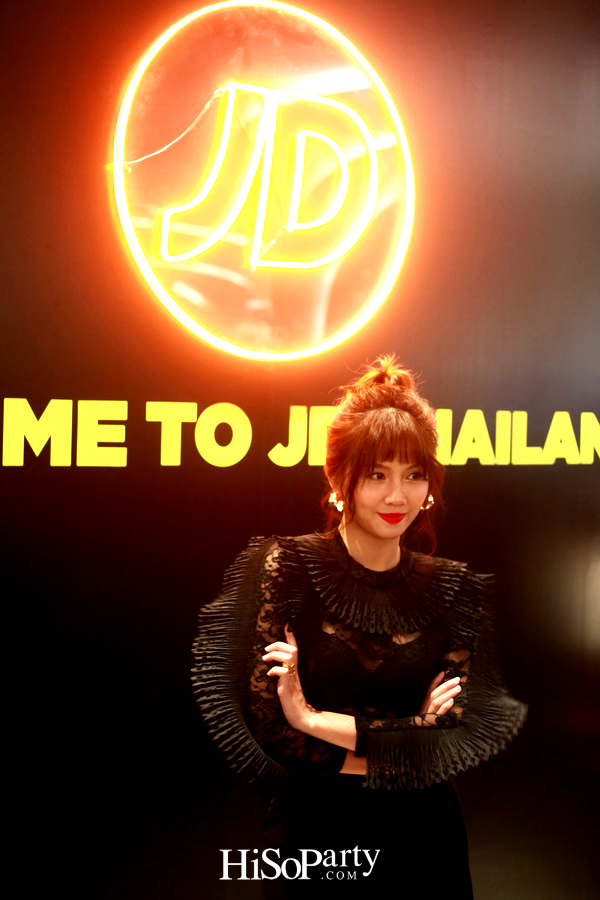 JD ฉลองเปิดแฟล็กชิพสโตร์แห่งแรกในประเทศไทย ณ ไอคอนสยาม