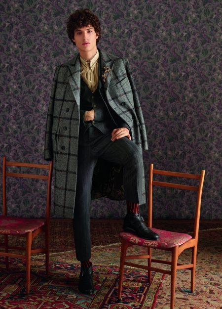 ETRO Menswear Collection Autumn Winter 2018/19 ‘Dandy Detour’