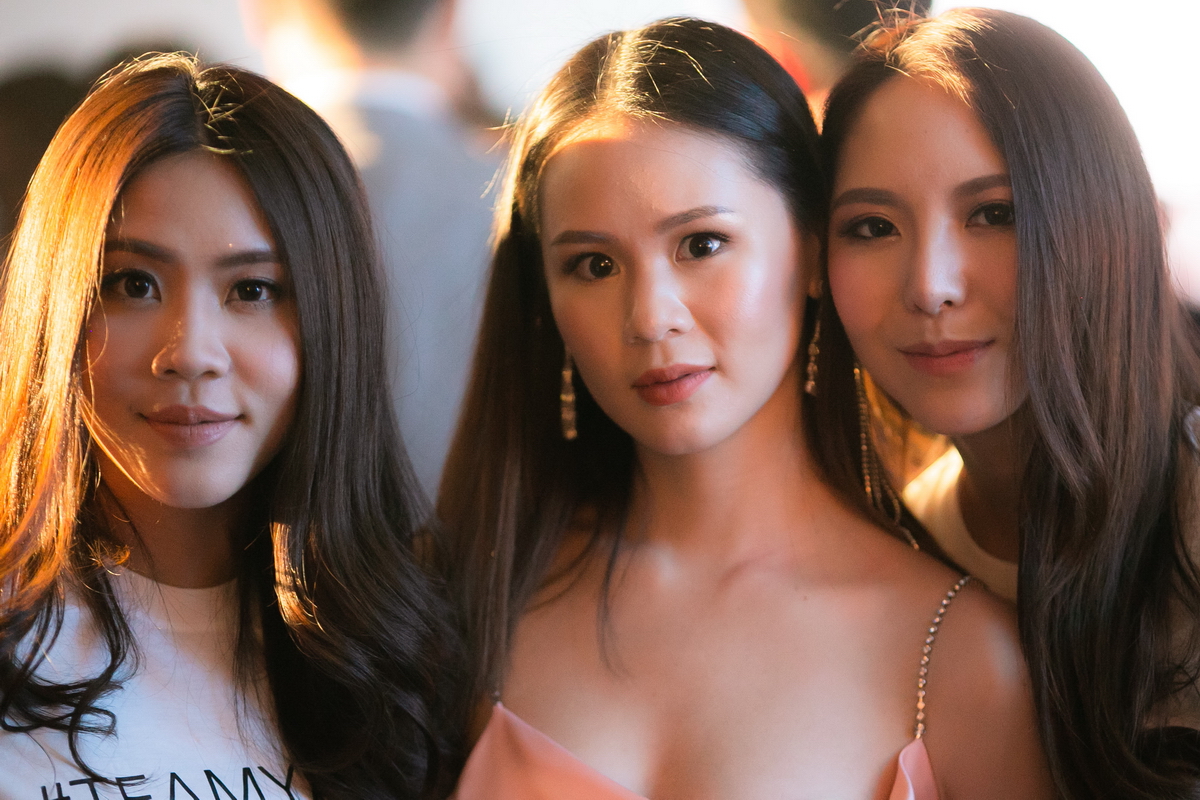 Gift Ake The Moments