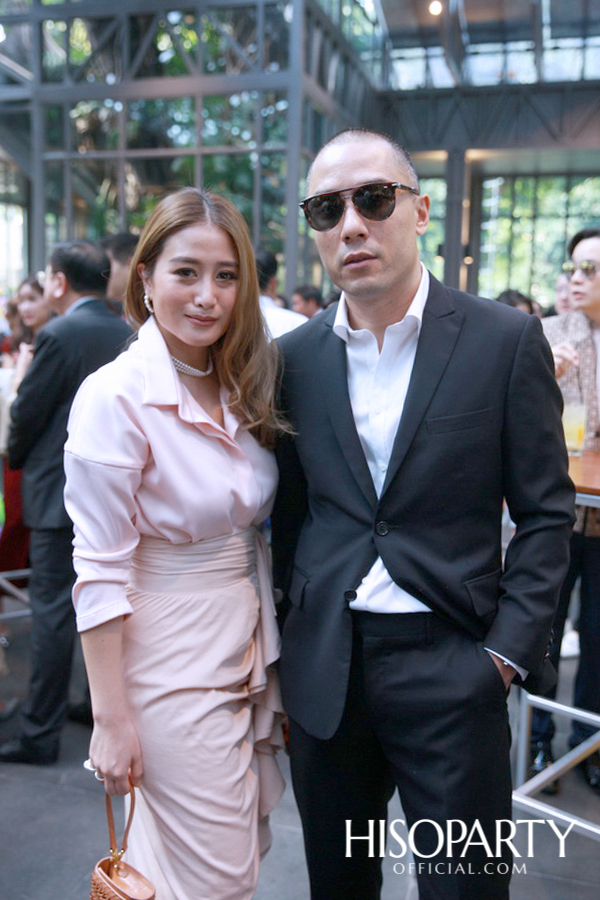 งานเลี้ยงฉลองพิธีมงคลสมรสระหว่าง  กรกนก ยงสกุล และ คณิศร เปรมประเสริฐ 