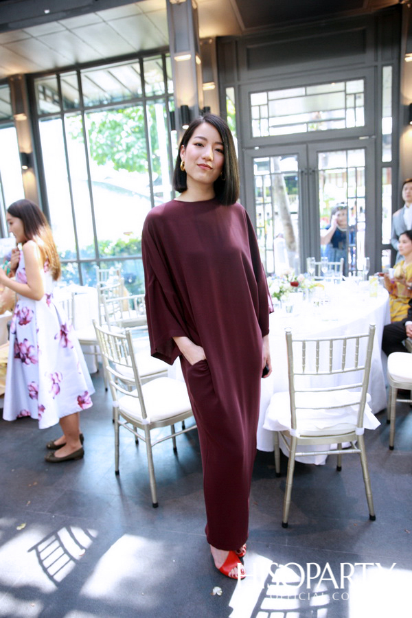 งานเลี้ยงฉลองพิธีมงคลสมรสระหว่าง  กรกนก ยงสกุล และ คณิศร เปรมประเสริฐ 