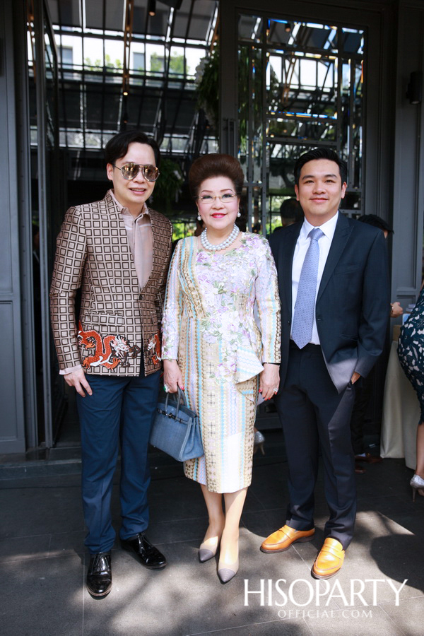 งานเลี้ยงฉลองพิธีมงคลสมรสระหว่าง  กรกนก ยงสกุล และ คณิศร เปรมประเสริฐ 